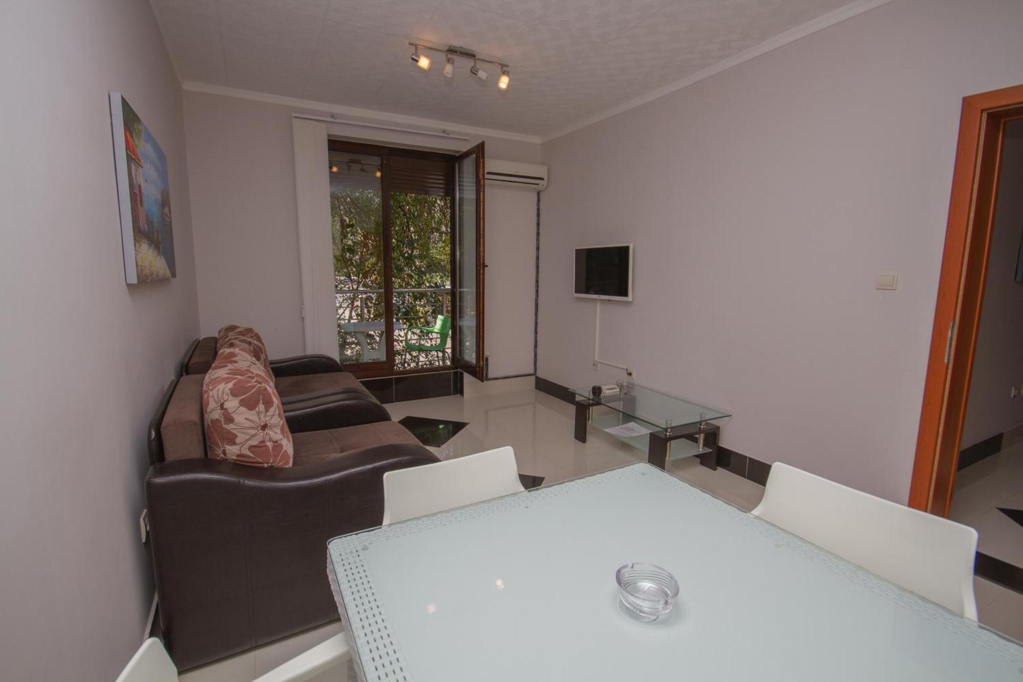 Apartmani Milena Herceg Novi Esterno foto